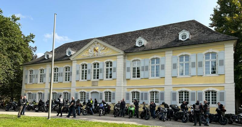 Besuch U.B.A.K.A. in Schloss Stutensee