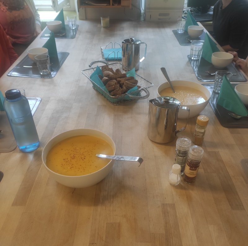 "Das war richtig lecker", berichteten die Jungs nach ihrem gemeinsamen Mittagessen